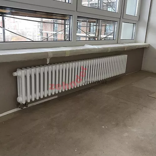 Радиатор Zehnder Charleston Completto 3030/32 V001 1/2 RAL 9016 нижнее подключение