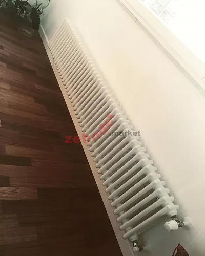 Радиатор Zehnder Charleston 3037/08 1270 3/4 RAL 9016 боковое подключение