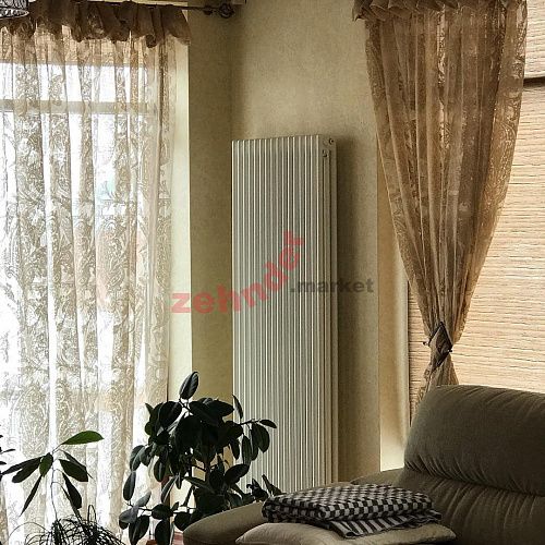 Радиатор Zehnder Charleston Completto CH 3180/06 V001 ½ RAL 9016