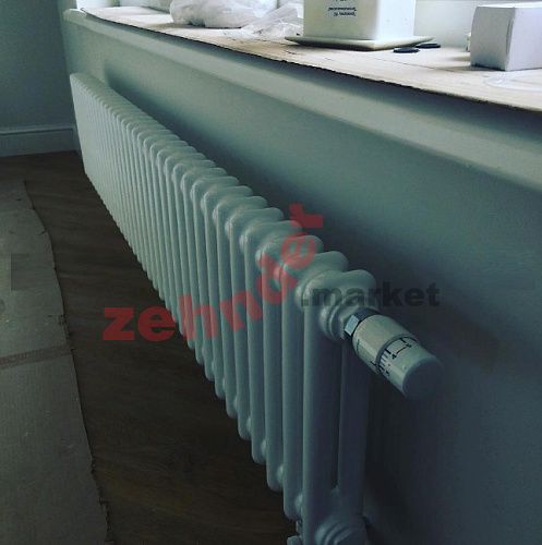 Радиатор Zehnder Charleston Completto CH 2030/32 V001 ½ RAL 9016