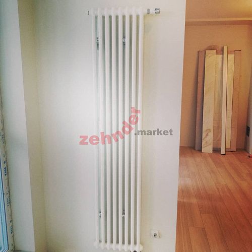 Вертикальный радиатор Zehnder Charleston Completto 2180/14 V001 1/2 RAL 9016 нижнее подключение