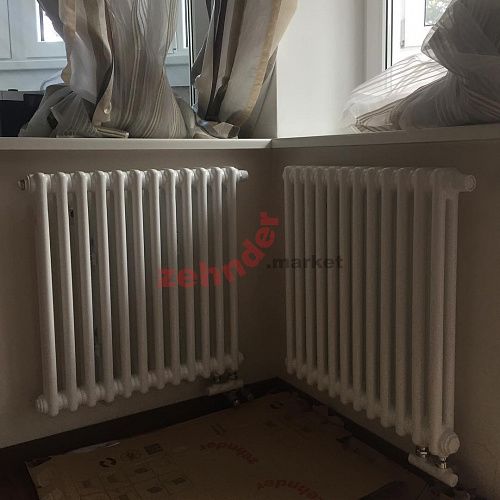 Радиатор Zehnder Charleston Completto CH 2056/12 V001 ½ RAL 9016
