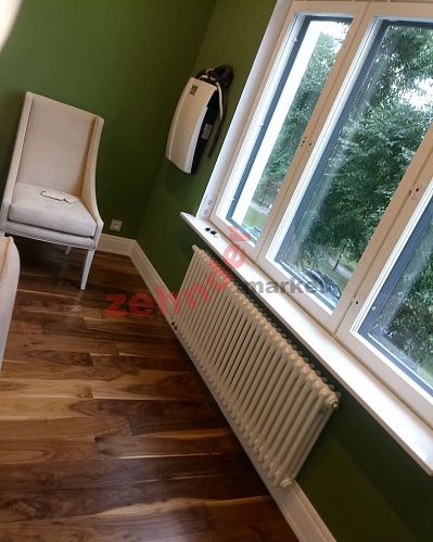 Радиатор Zehnder Charleston Completto CH 3057/14 V001 ½ RAL 9016