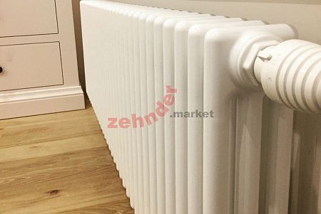 Радиатор Zehnder Charleston Completto 3050/26 V001 1/2 RAL 9016 нижнее подключение (с кронштейнами CVD1+BH)