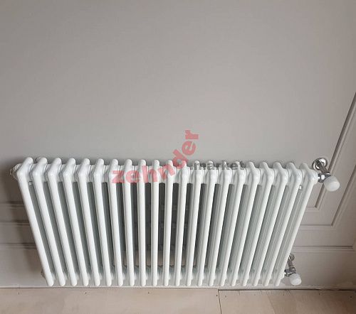 Радиатор Zehnder Charleston 3057/08 1270 3/4 RAL 9016 боковое подключение