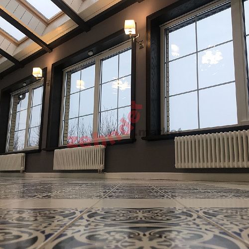 Радиатор Zehnder Charleston Completto 3030/08 V001 1/2 RAL 9016 нижнее подключение