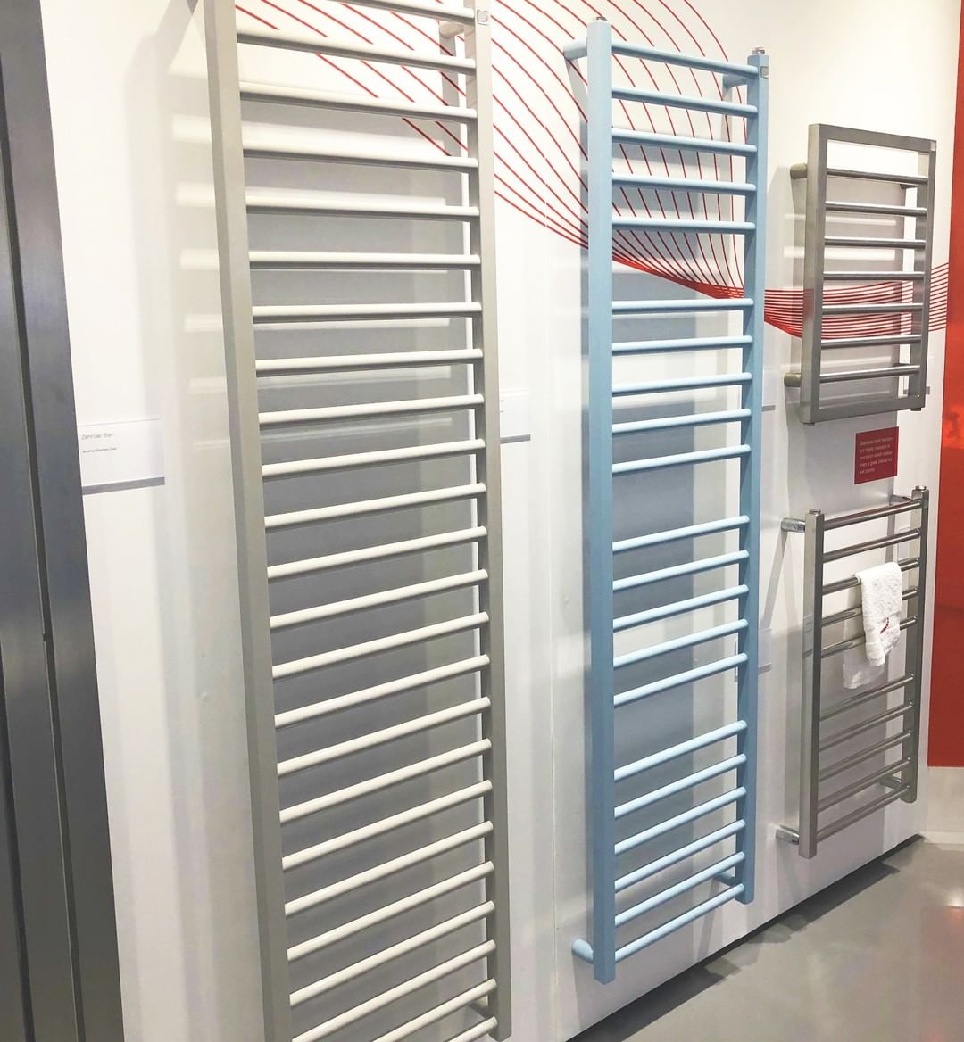 Фото полотенцесушителя Zehnder в интерьере 18